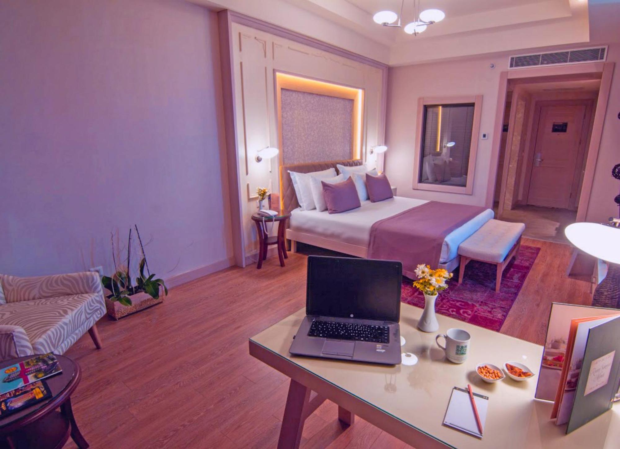 Standard Double Room,1281099880:JPEG
