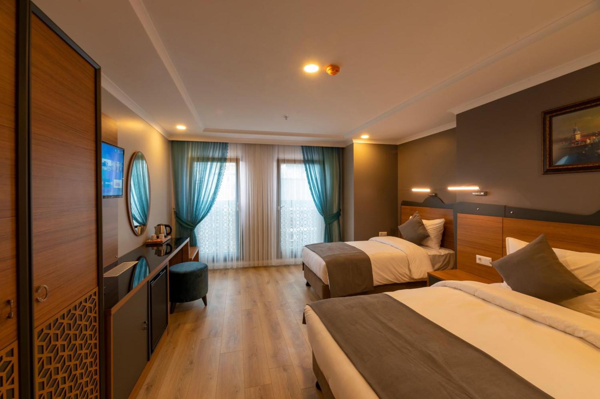 Deluxe Double or Twin Room