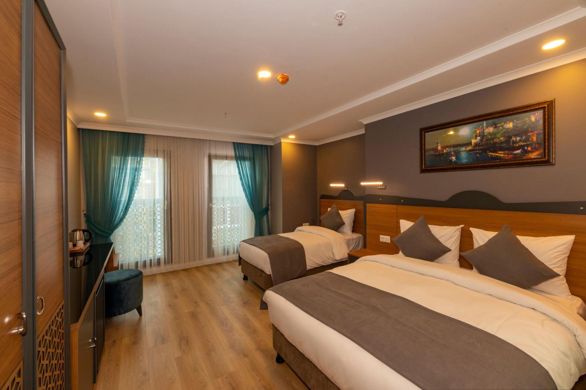 Deluxe Double or Twin Room