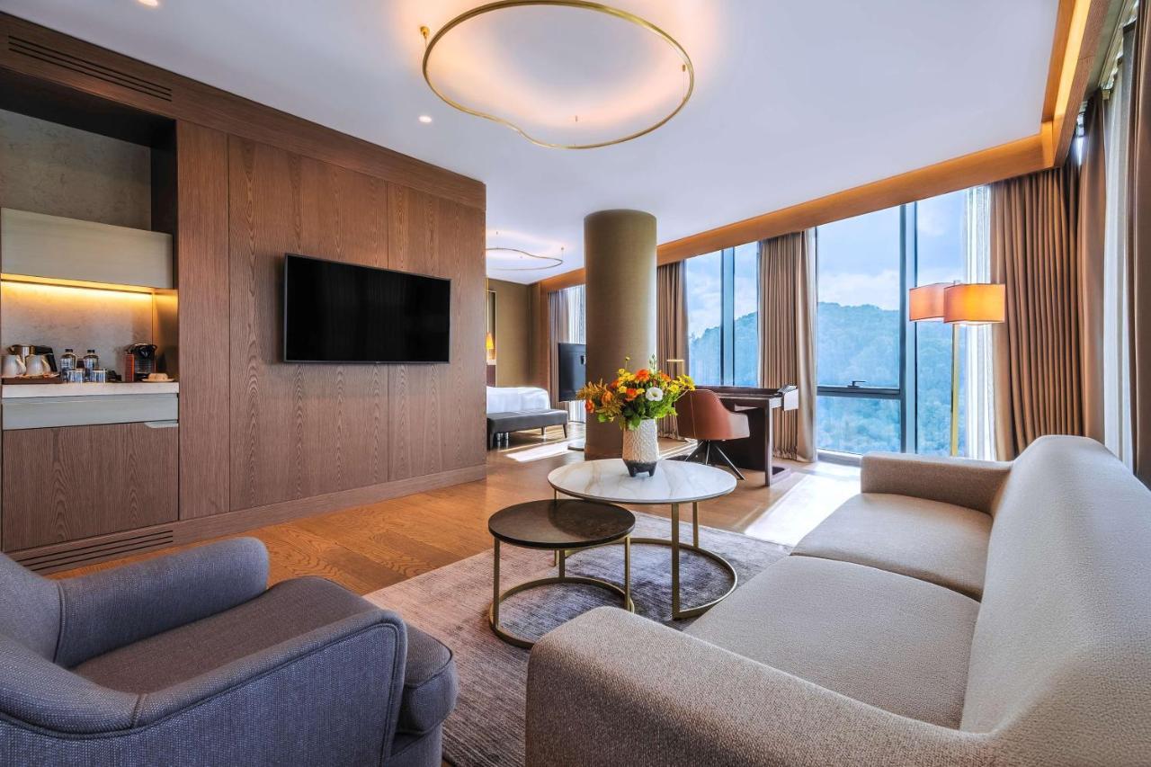 Junior Suite with City and Forest View - Free Lounge Access,1291862455:JPEG