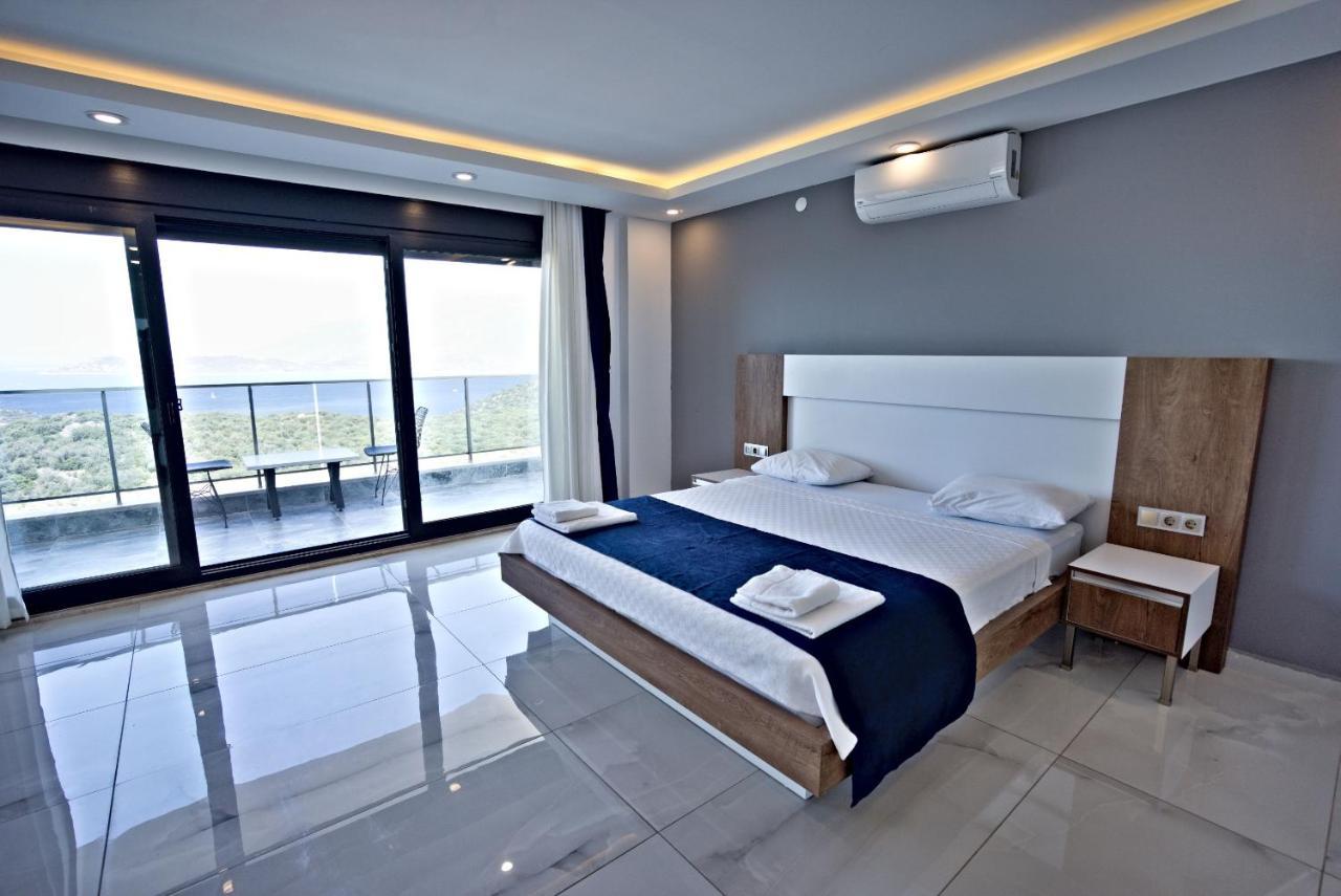 Deluxe Double Room (2 Adults + 1 Child),1293234844:JPEG