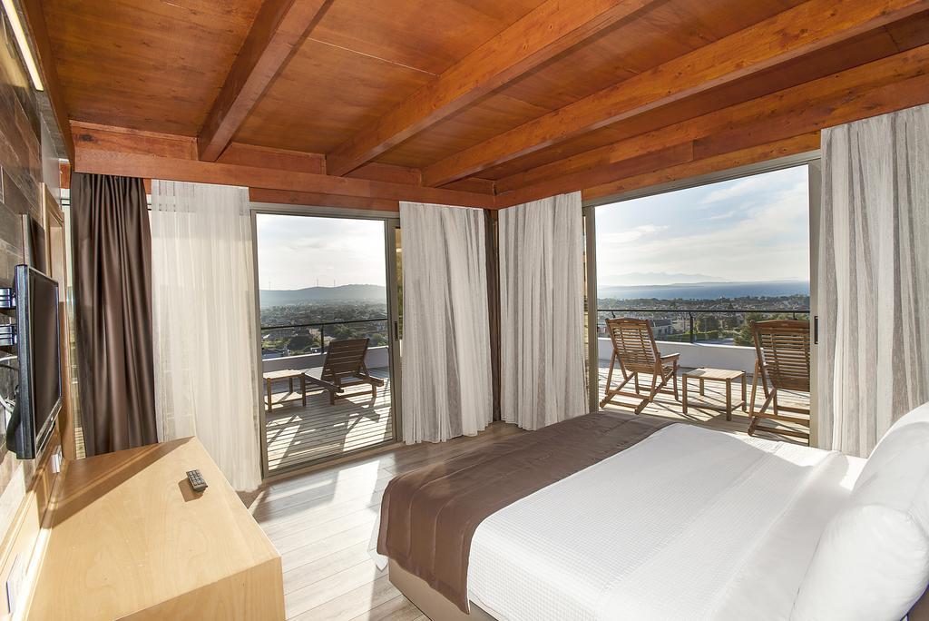 Suite with Terrace and Sea View