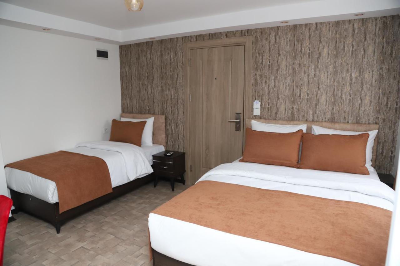 Triple Room Balcony