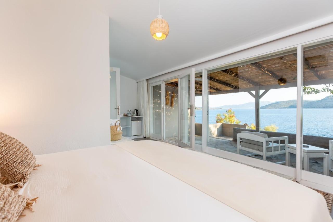 Deluxe Double Room with Sea View,1298788525:JPEG