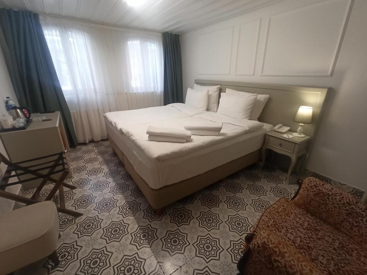 Economy Double Room,1299224713:JPEG