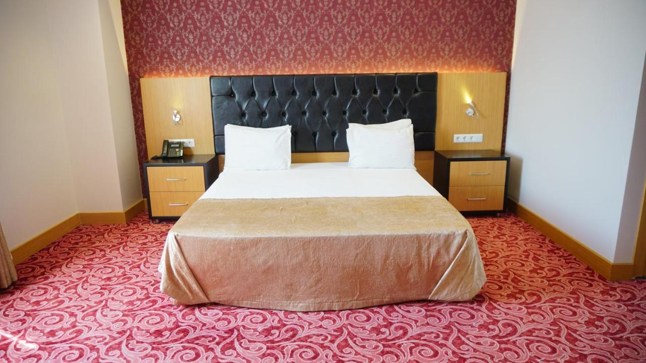 Standard Quadruple Room,1303955107:JPEG