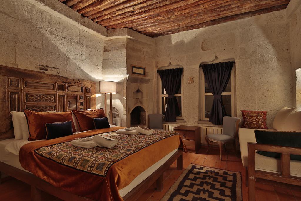 Deluxe Taş Oda - Panoramik Manzaralı