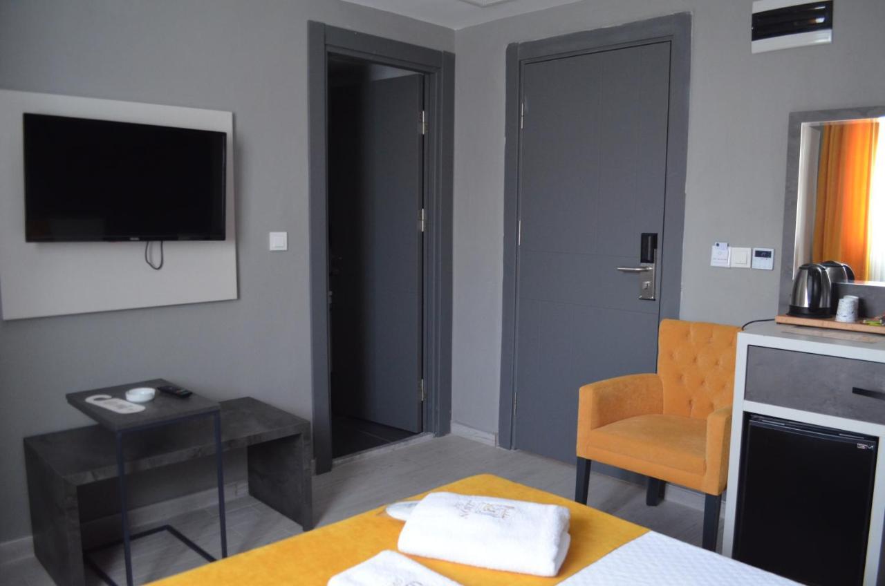 Double Room with Mountain View,1323271537:JPEG