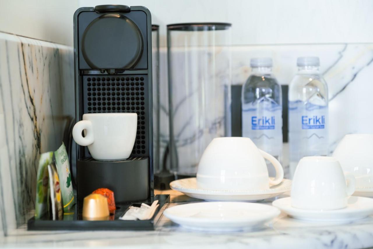 Deluxe Double Room with Sea View,1332651782:JPEG