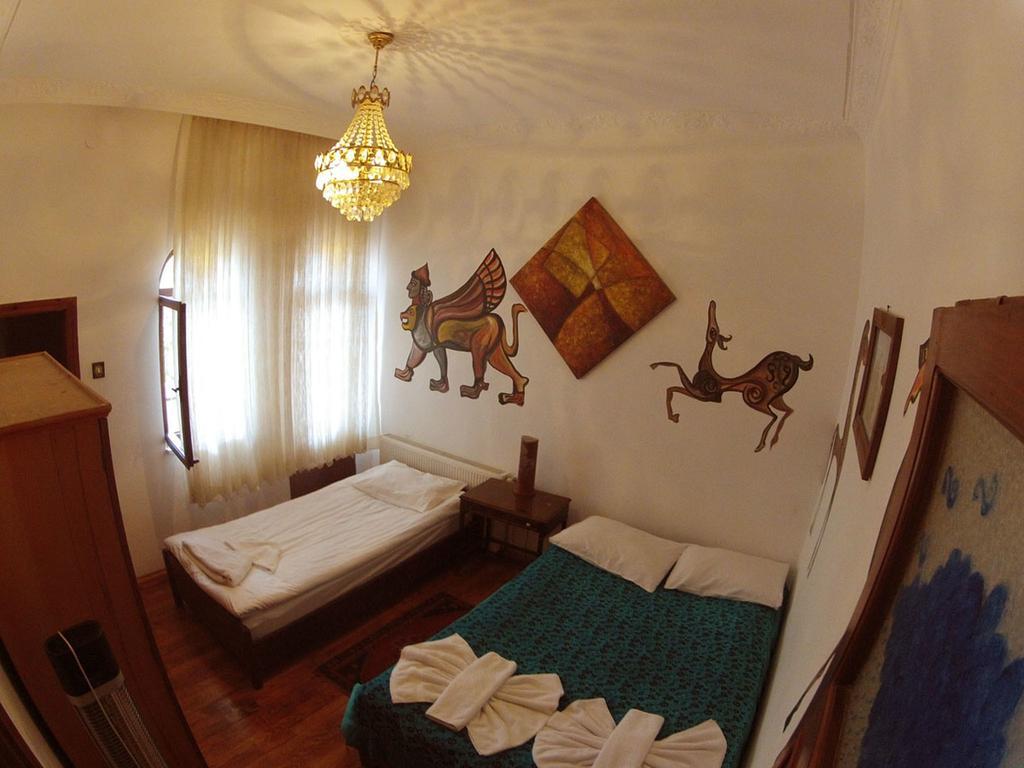 Chambre Triple avec Salle de Bains Privative