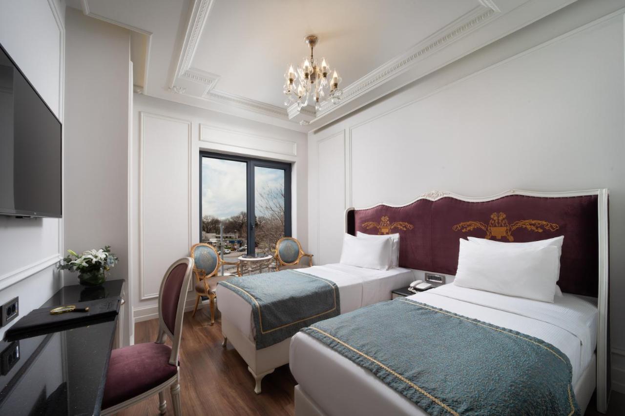 Deluxe Double Room City View