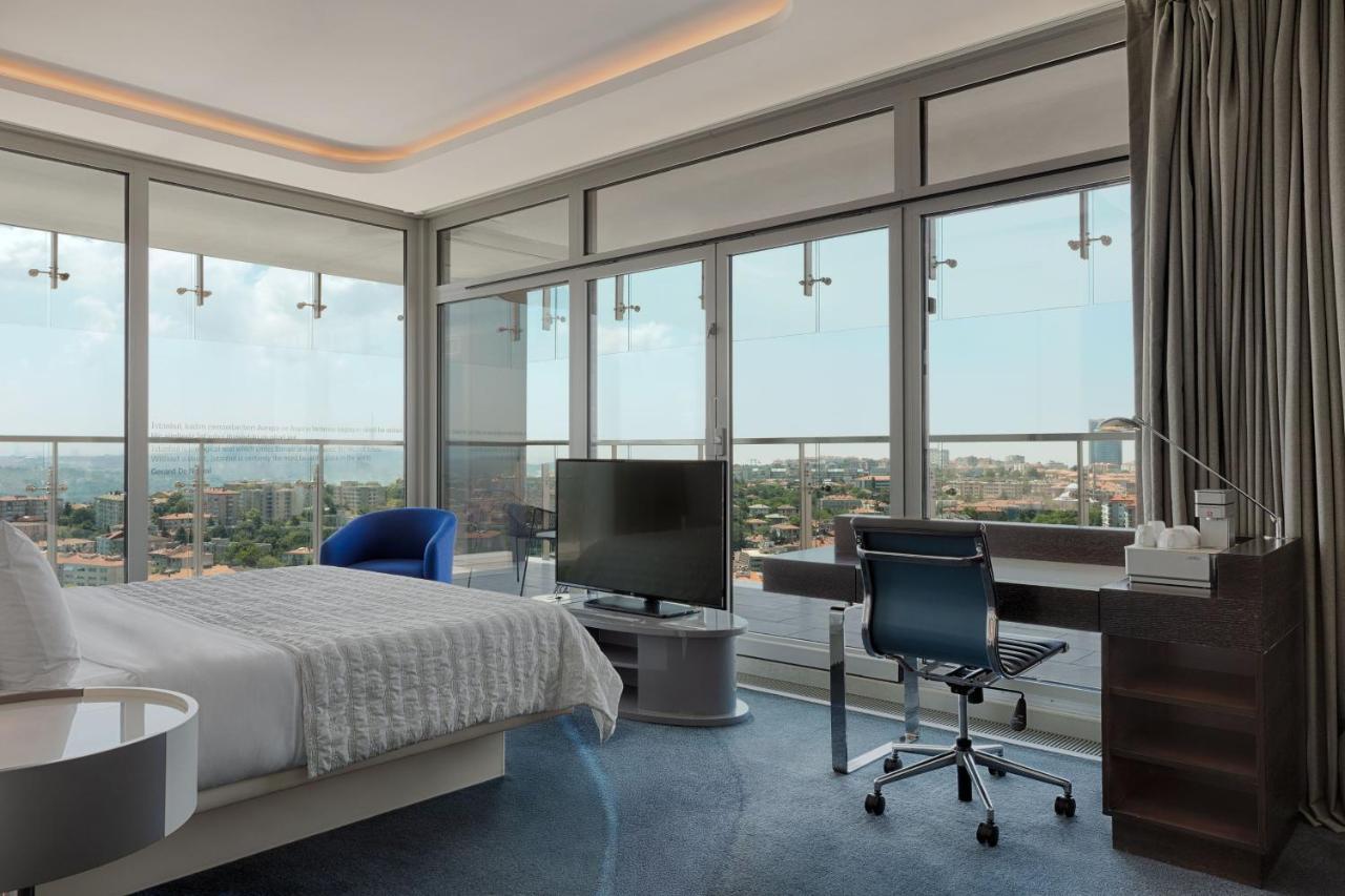 Suite Junior con acceso al Club Lounge