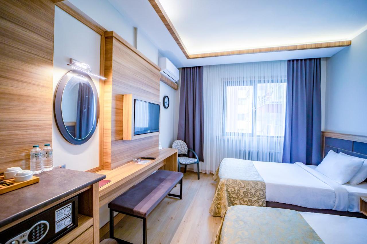 Twin Room with City View,1365247766:JPEG