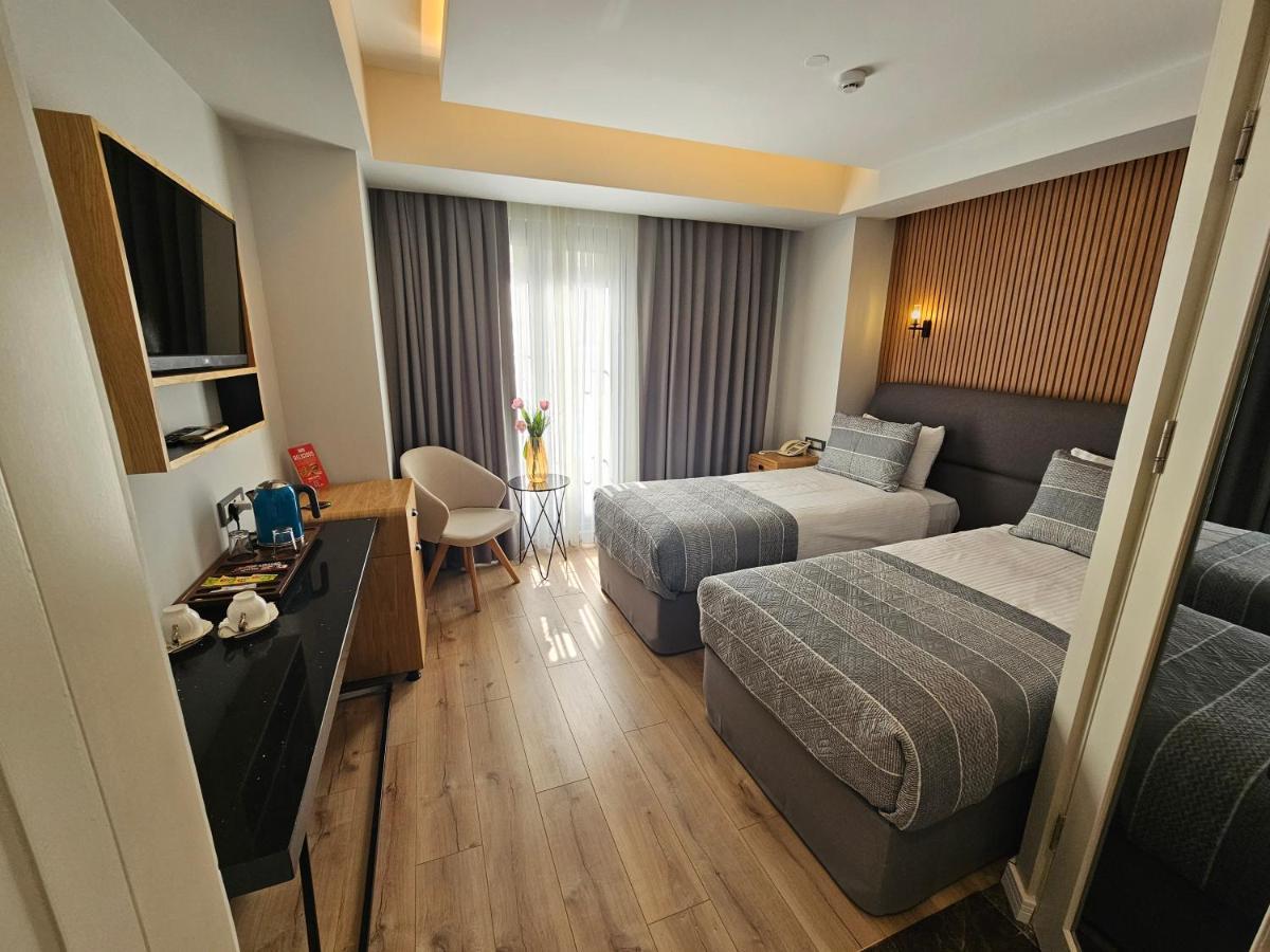 Quarto Duplo