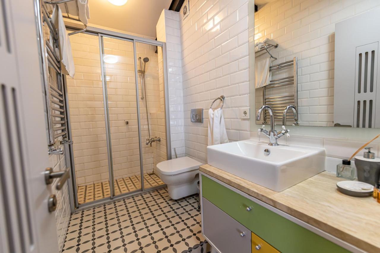 Luxury Triple Room,1376036396:JPEG