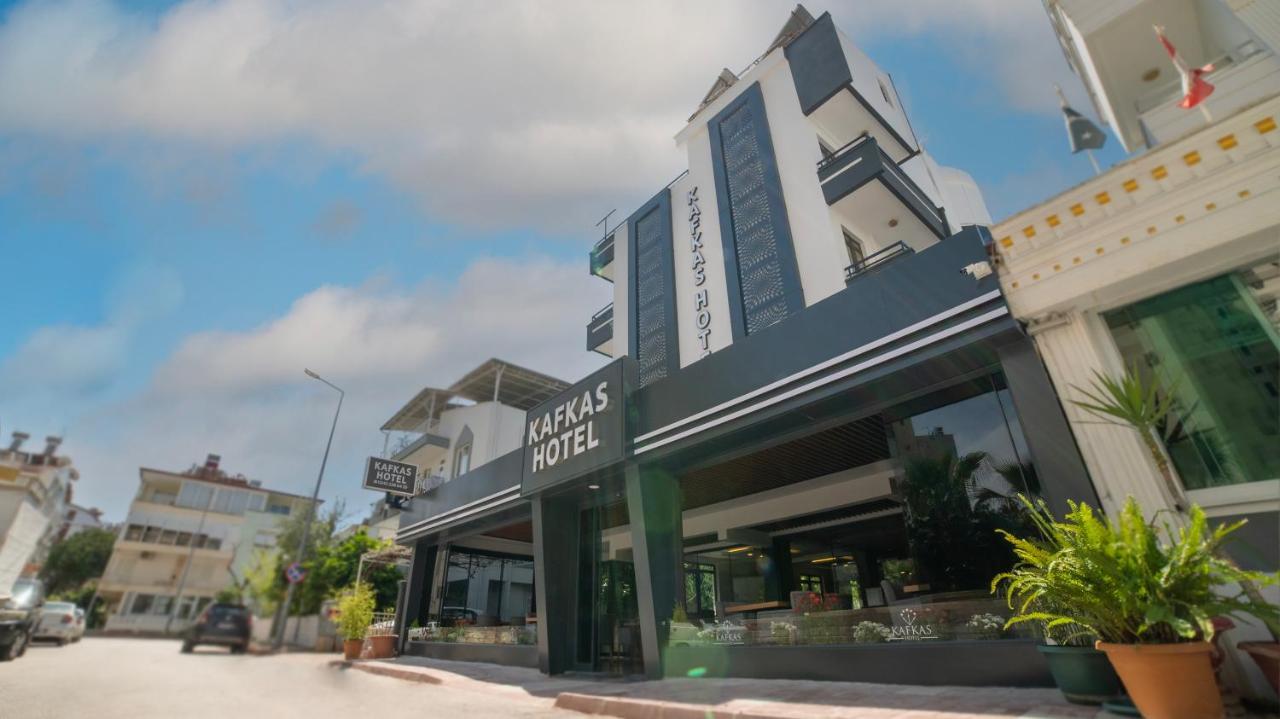 Standard Triple Room,1385454014:JPEG