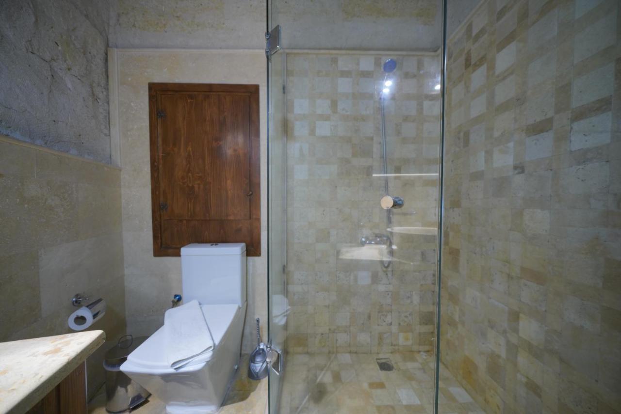 Triple Room,1380766757:JPEG