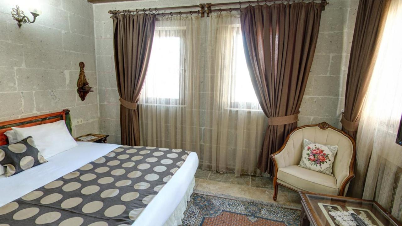 Deluxe Triple Room,1382198834:JPEG