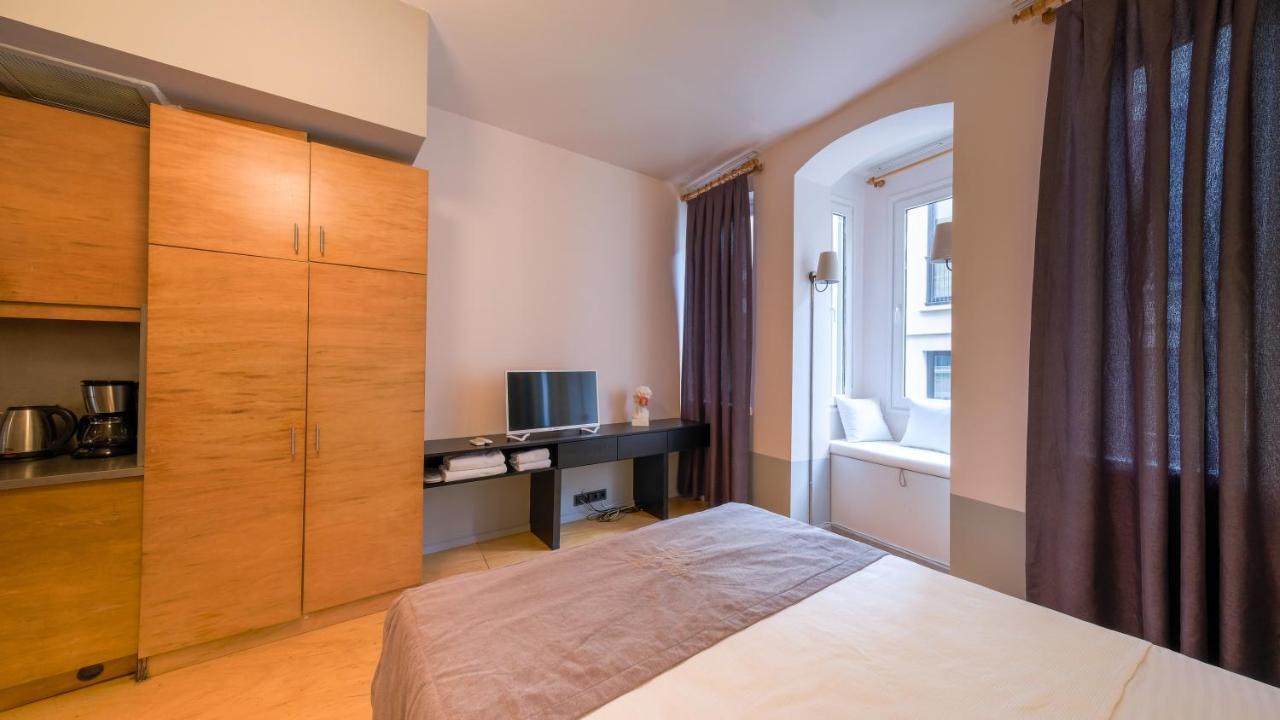 Deluxe Apartment