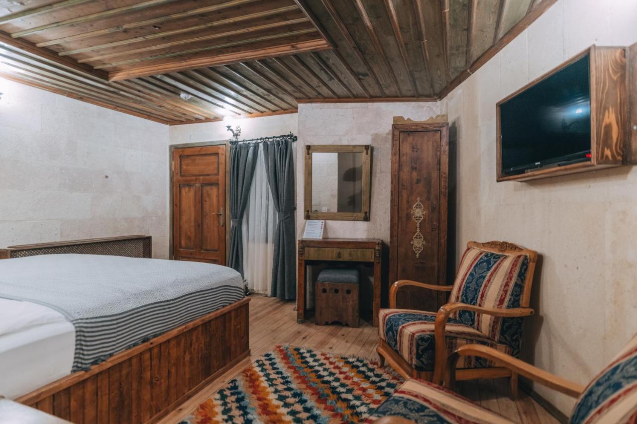 Deluxe Room,1399489109:JPEG