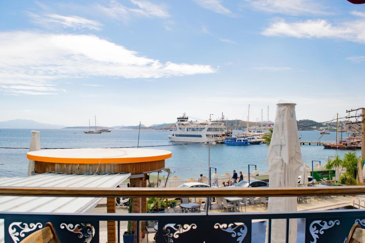 Camera Familiare con Vista Mare