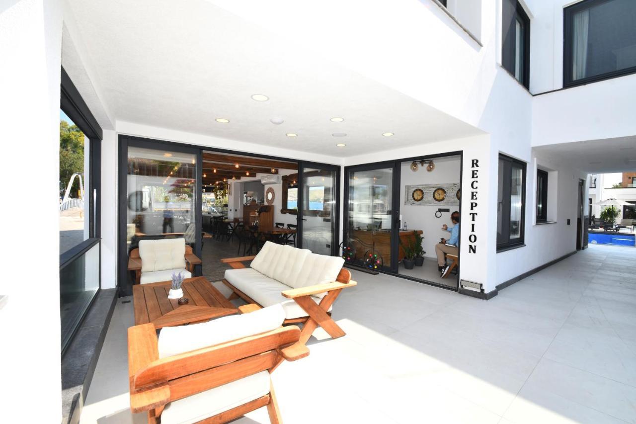 Deluxe Room,1408494824:JPEG