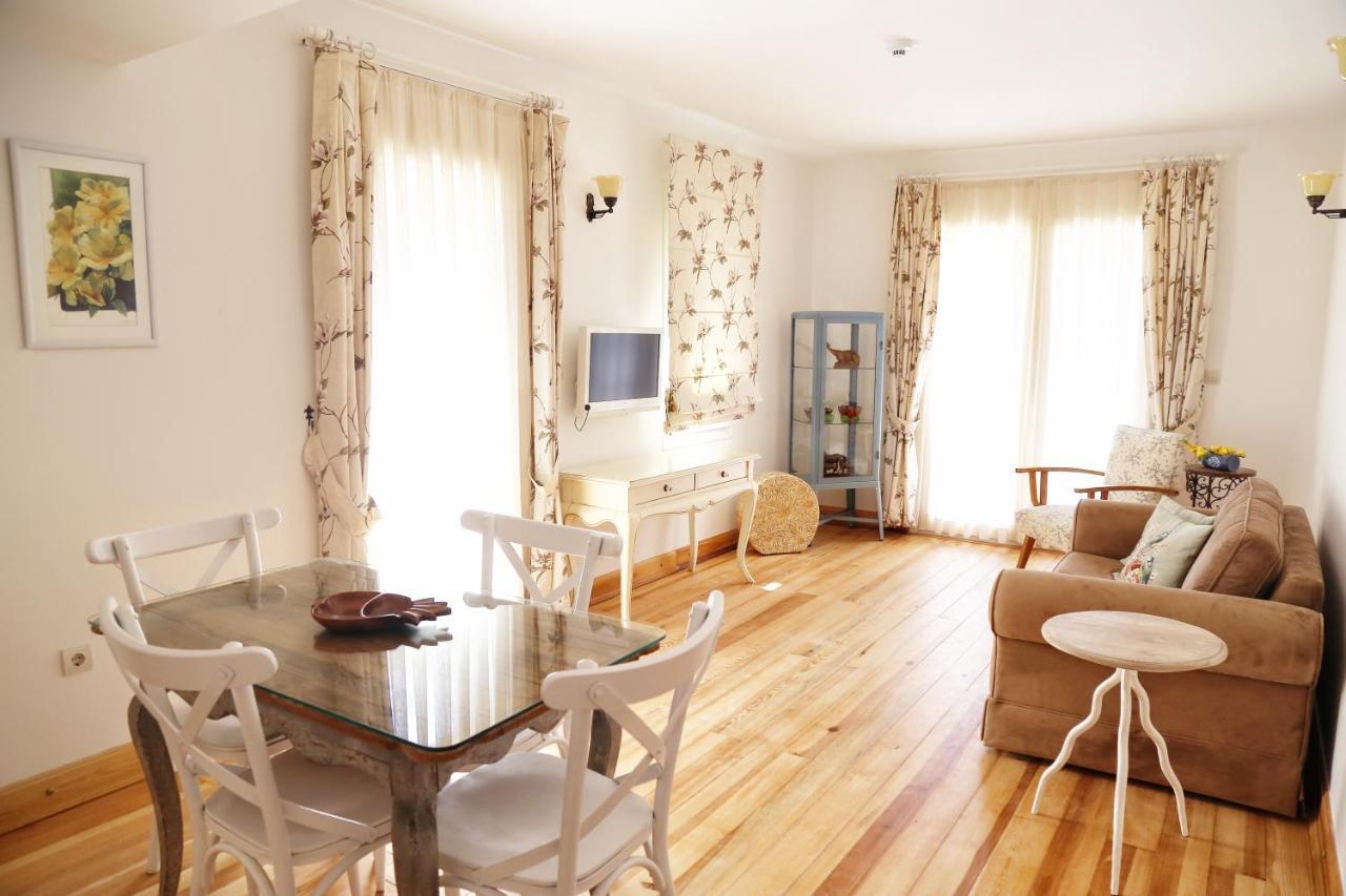 Two-Bedroom Apartment,1407367232:JPEG