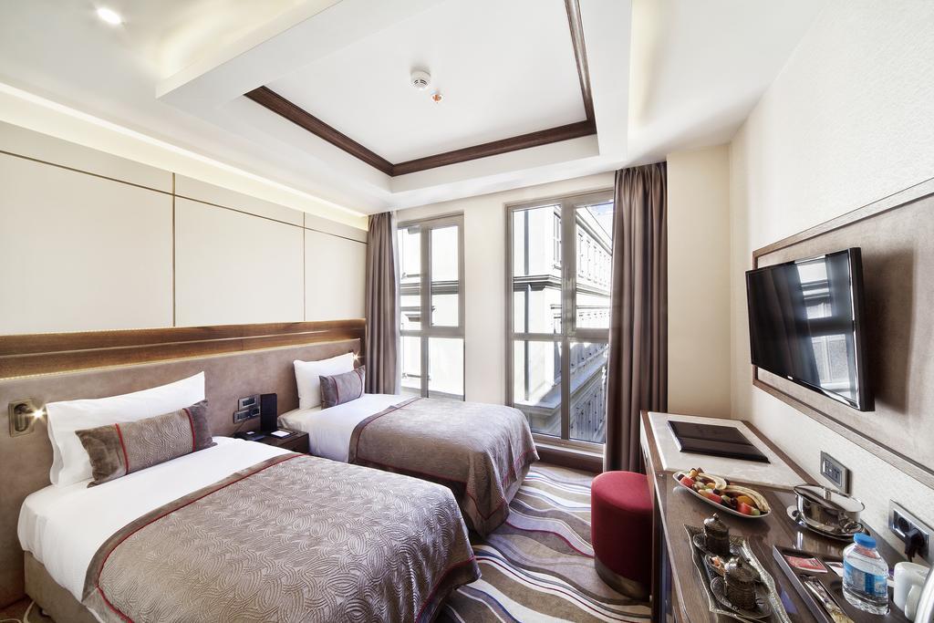 Superior Room with Whirlpool,1209717433:JPEG