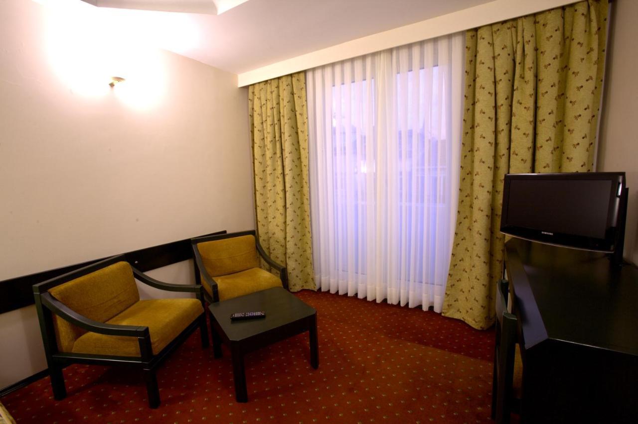 Quarto Standard com 2 Camas de Solteiro