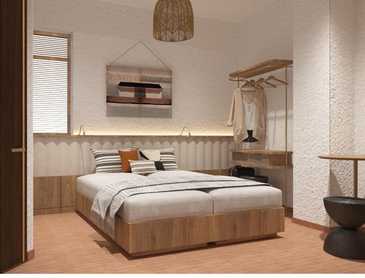 Deluxe Triple Room with Sea View