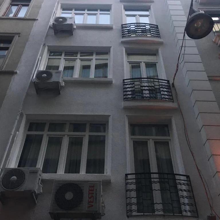 Double Room,1429117672:JPEG
