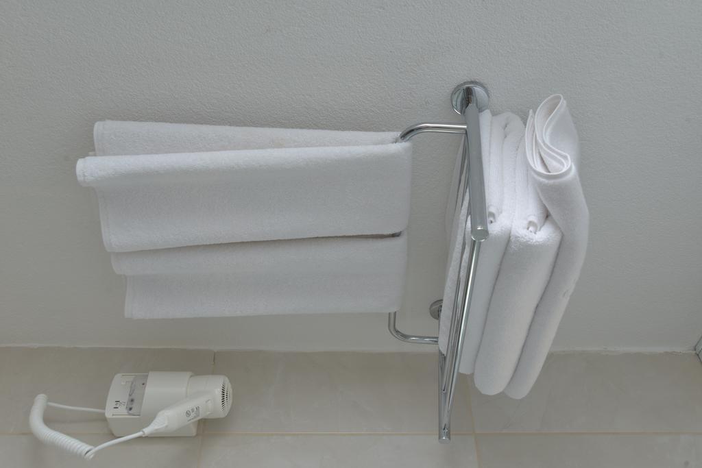 Basement Double or Twin Room with Terrace