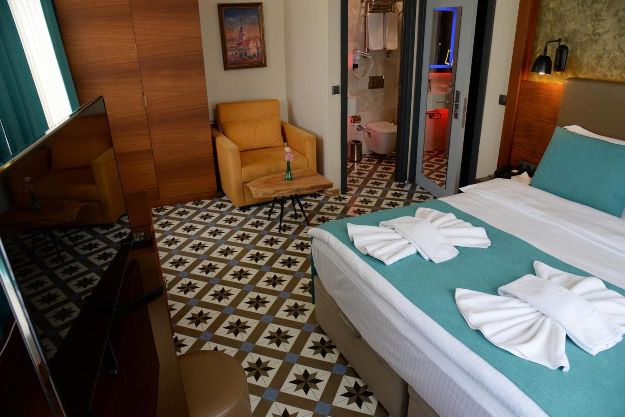 Deluxe Room City View