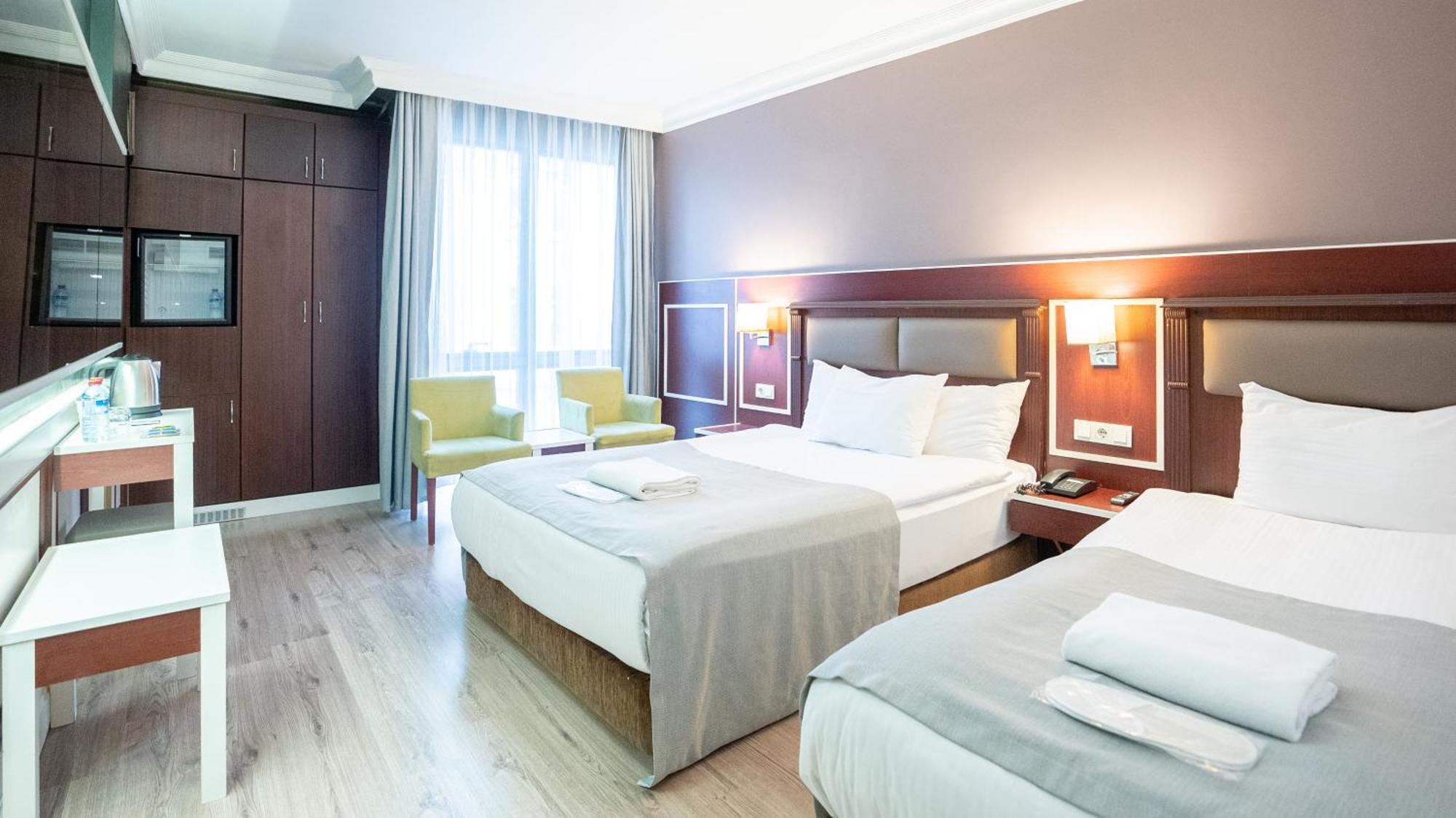 Triple Room,1433862154:JPEG