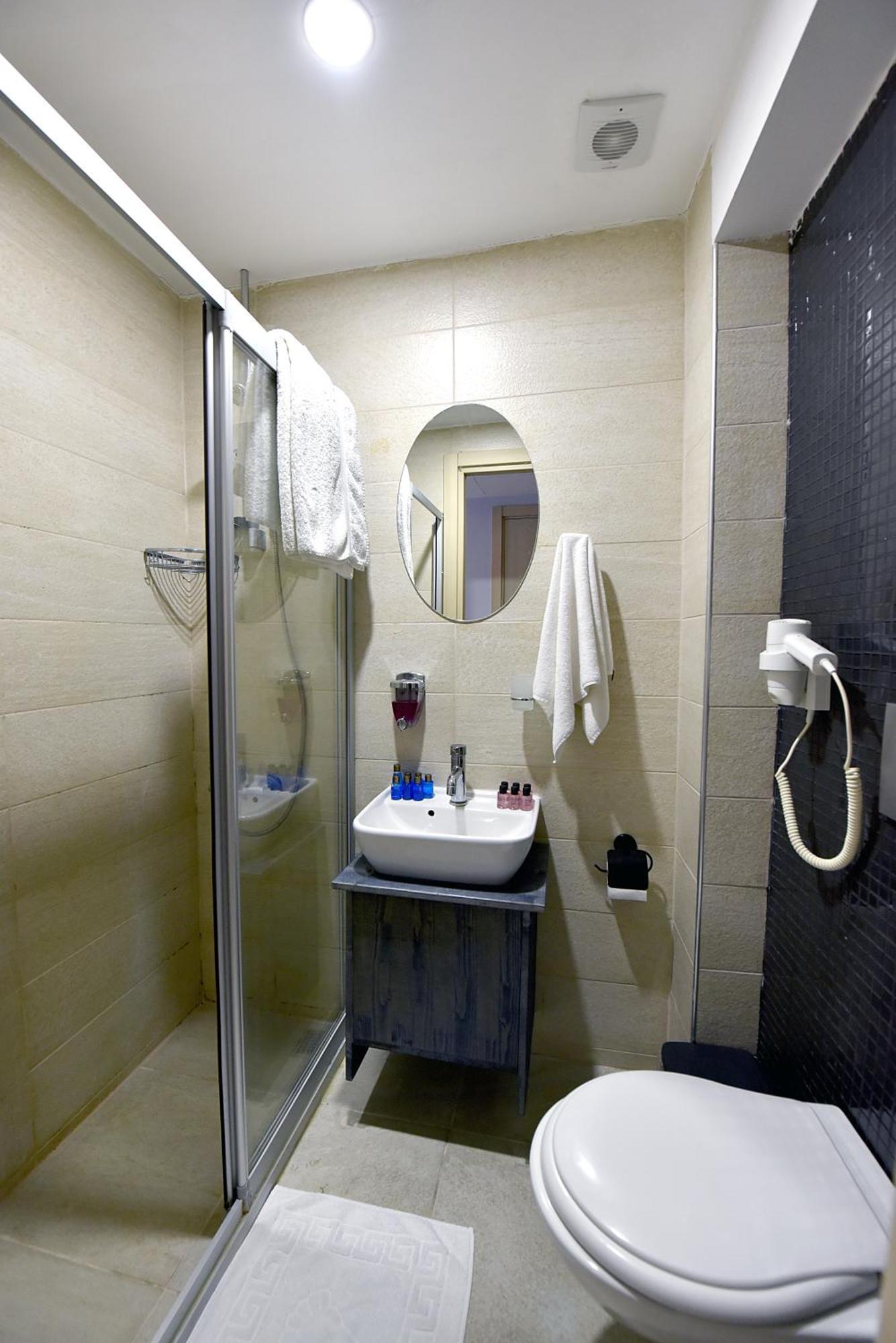 Habitación Individual Económica