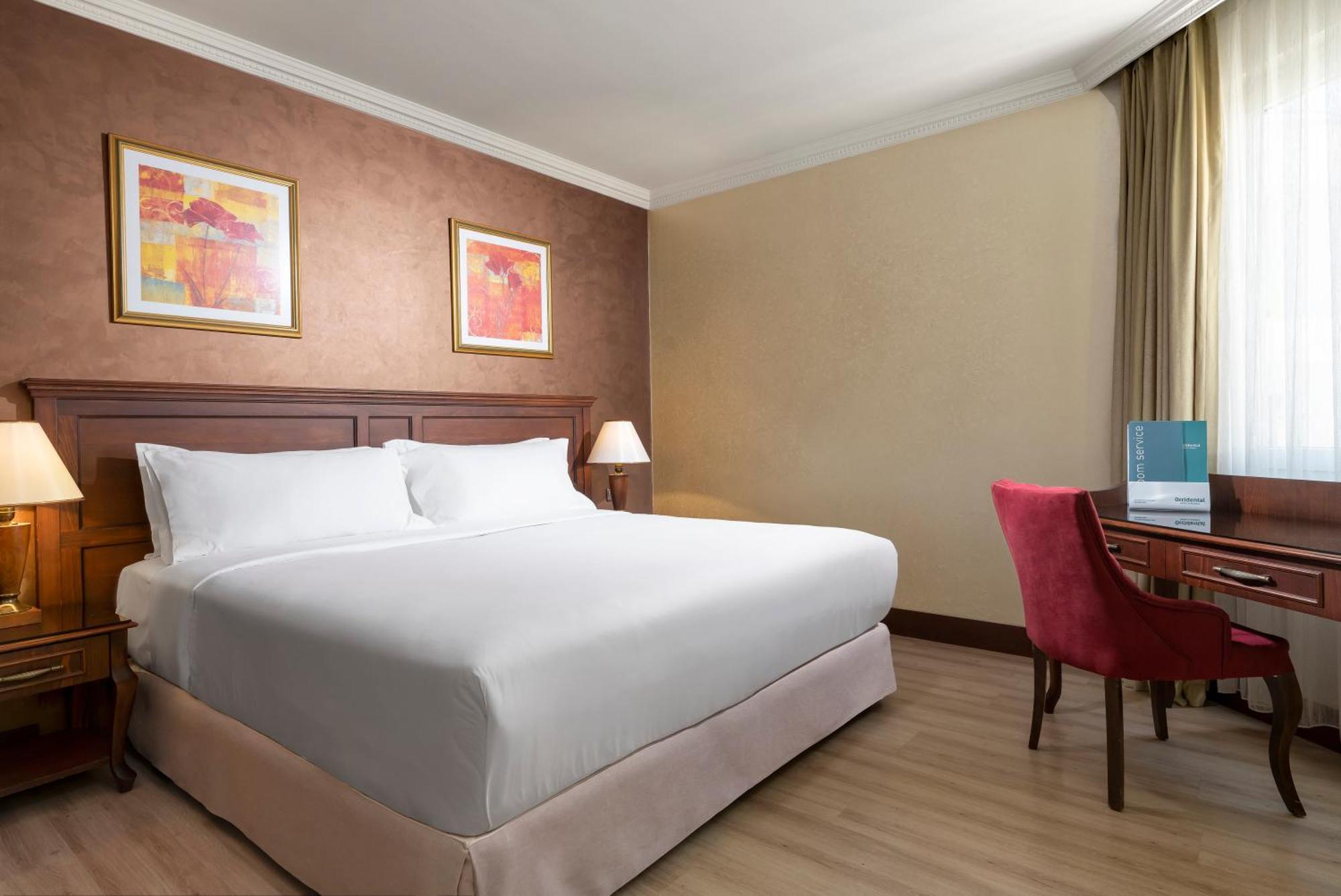 Junior Suite,1437955609:JPEG