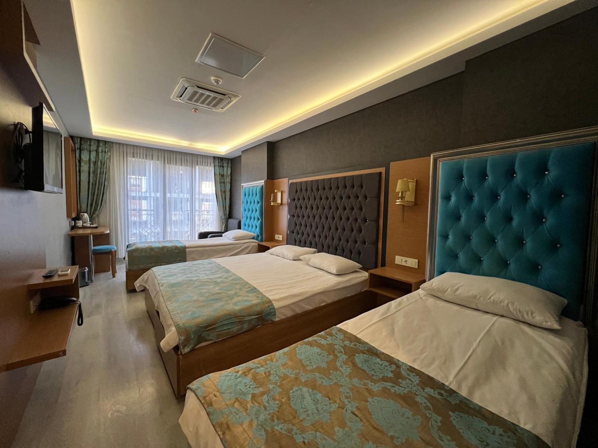 Deluxe Quadruple Room