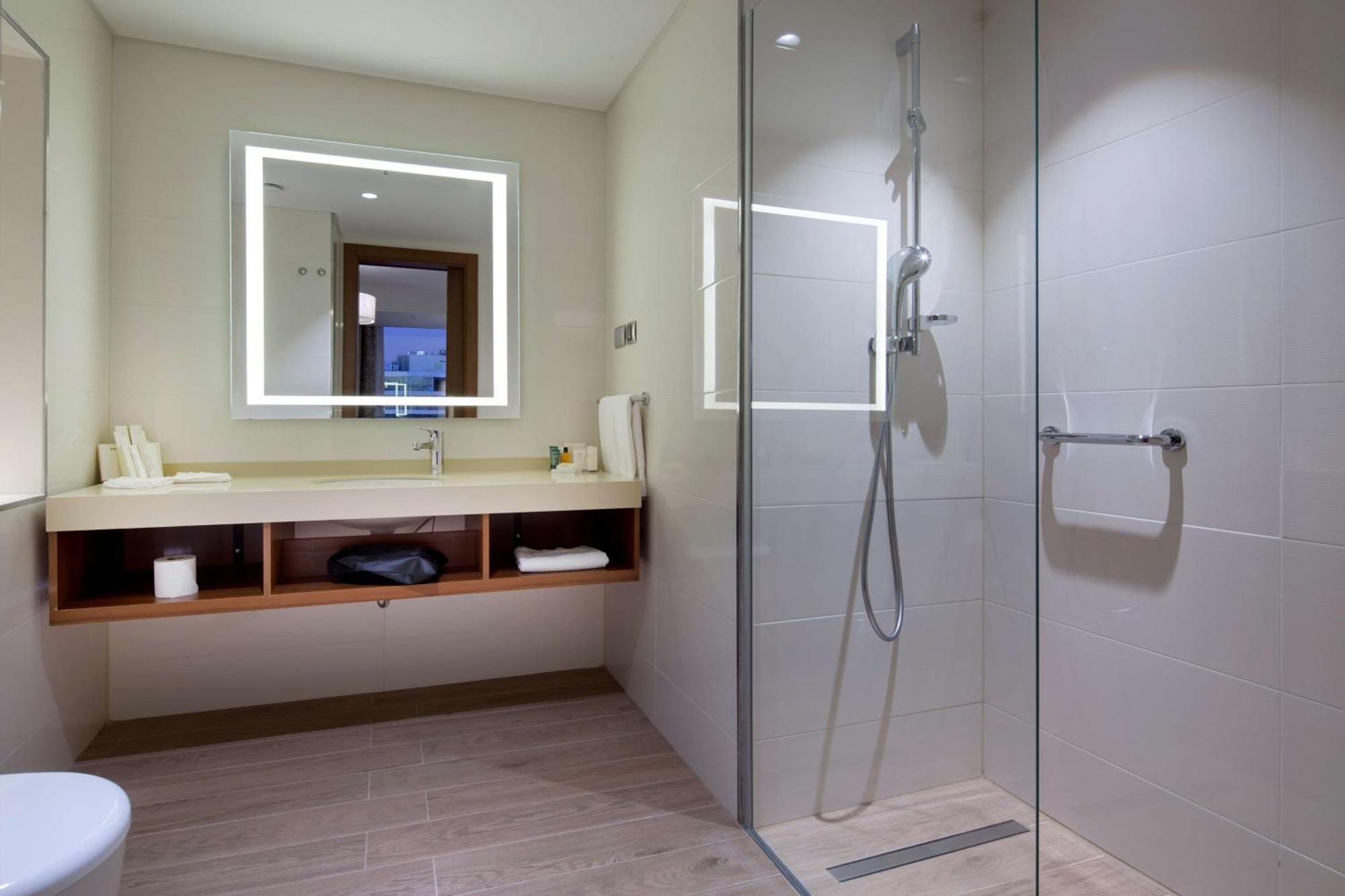 Quarto Queen de Canto