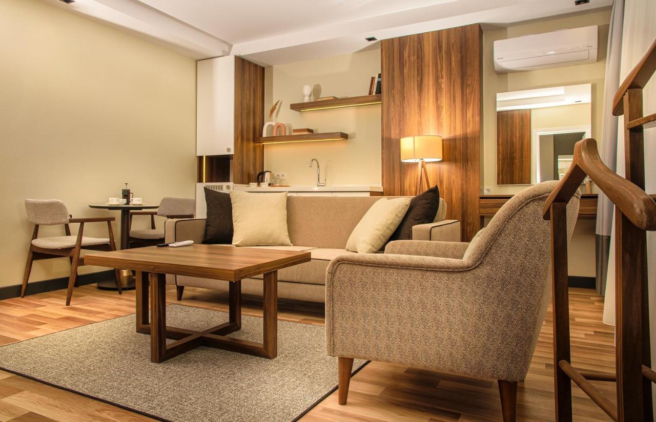 Deluxe Suite,1466202755:JPEG