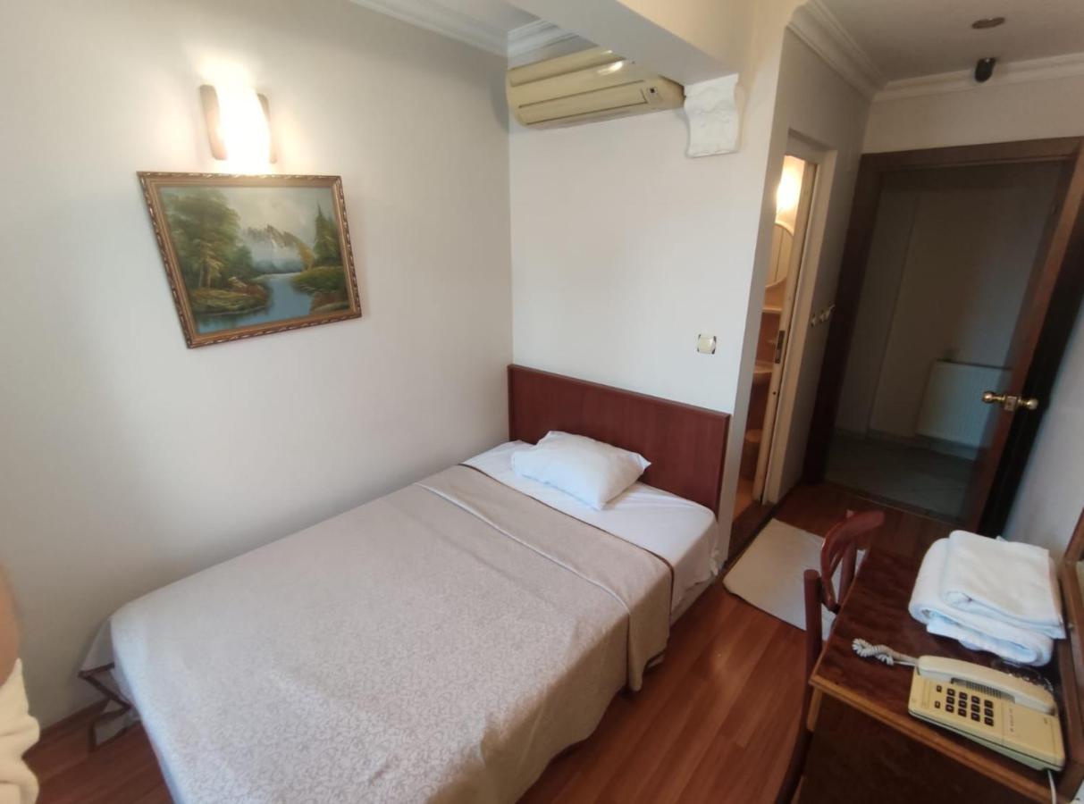 Single Room,1467005210:JPEG