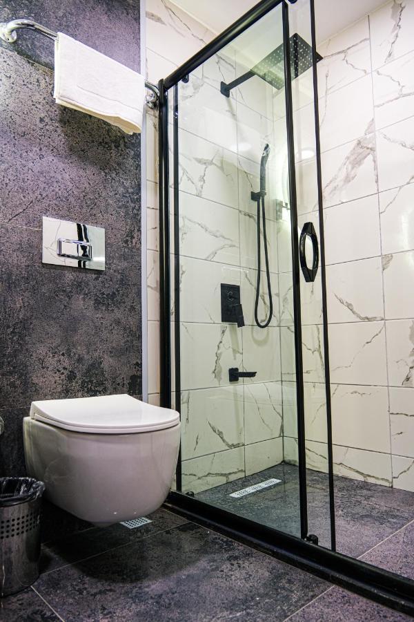 Standard Double Room,1480520885:JPEG