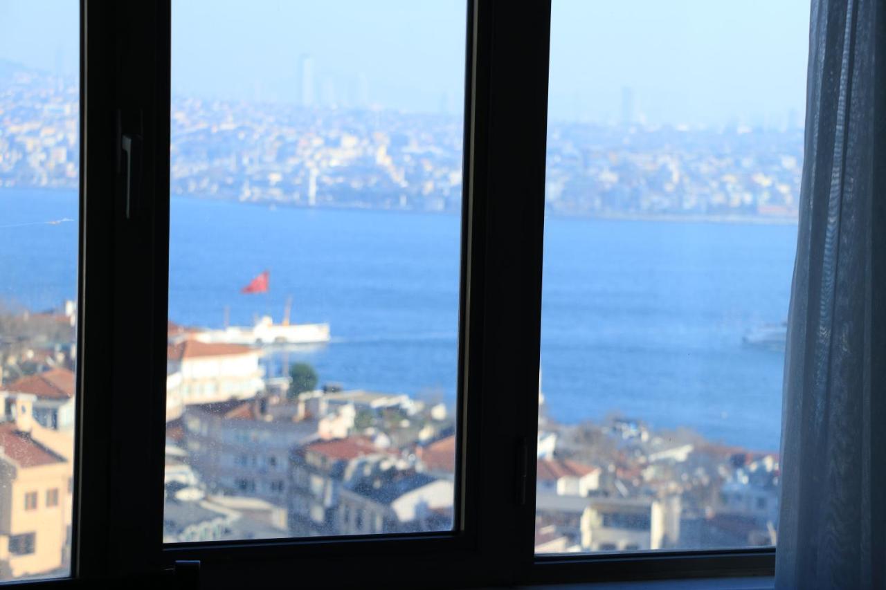 Deluxe Double Room with Balcony and Sea View,1480568213:JPEG