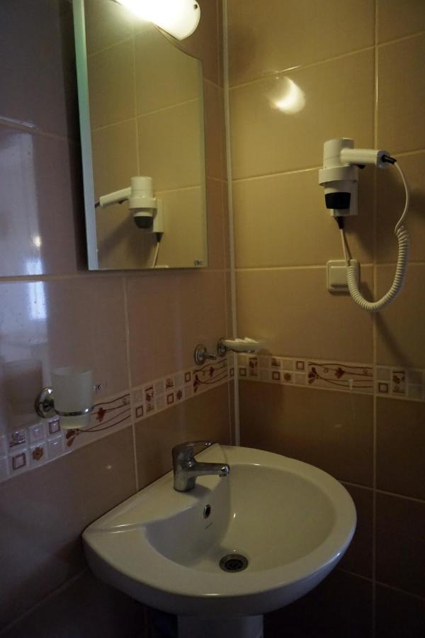 Doppelzimmer mit Balkon
