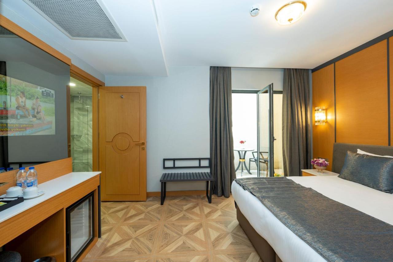 Deluxe Double or Twin Room Balcony