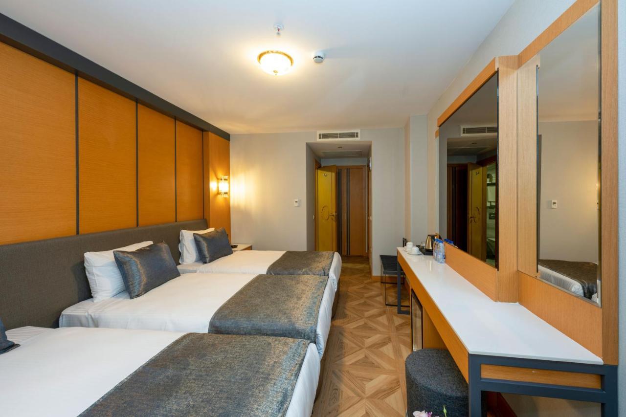 Triple Room Balcony