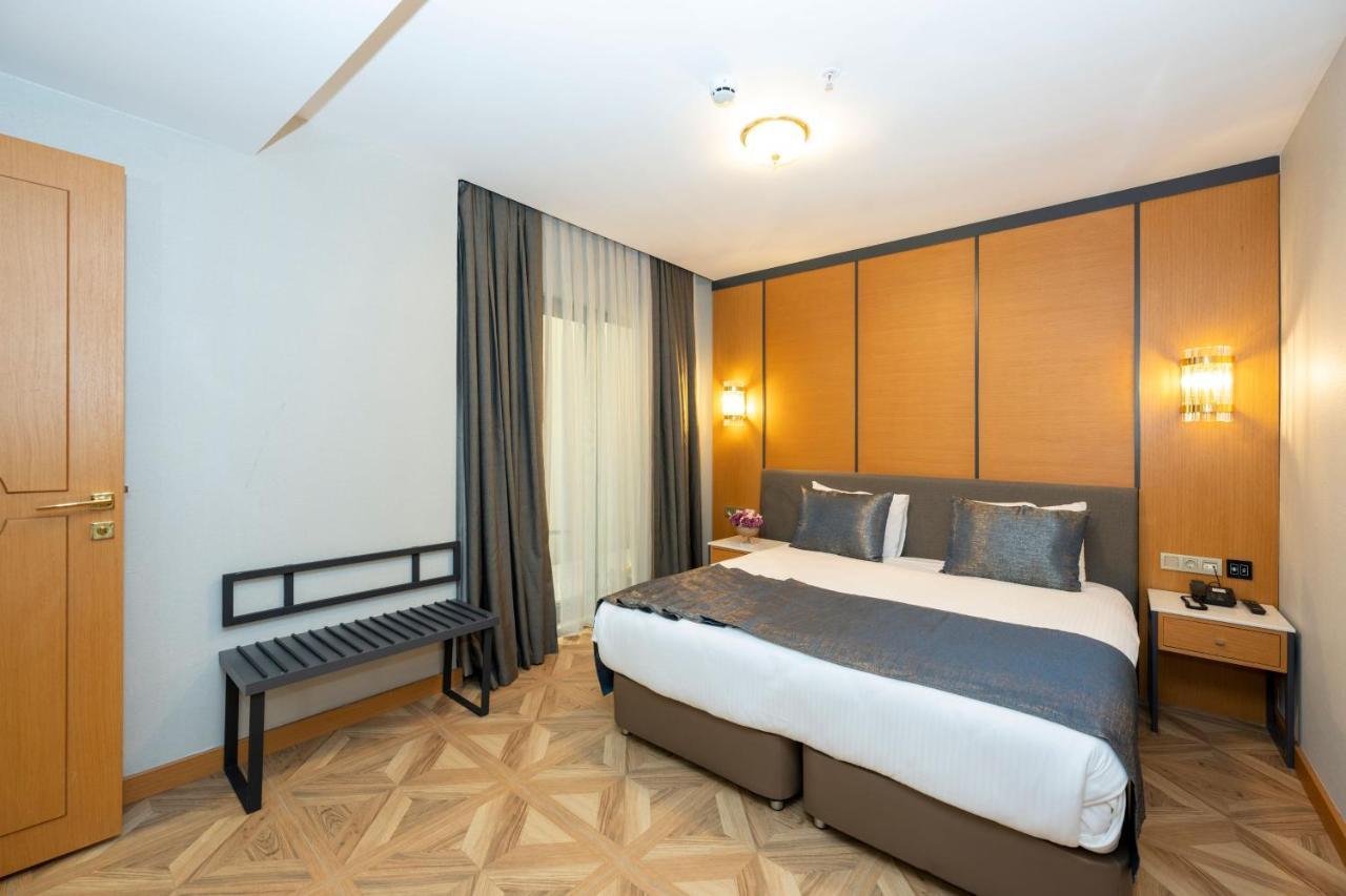 Deluxe Double or Twin Room Balcony