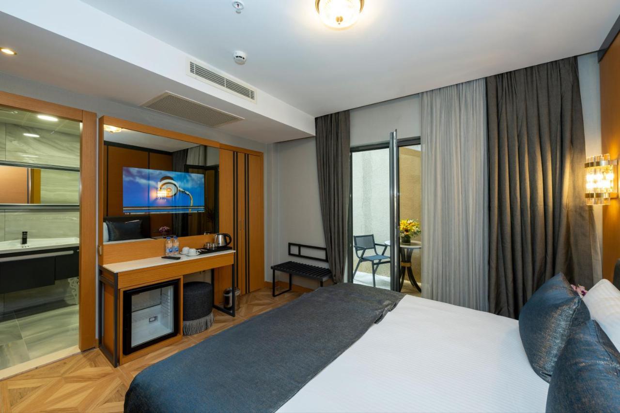 Deluxe Double or Twin Room Balcony