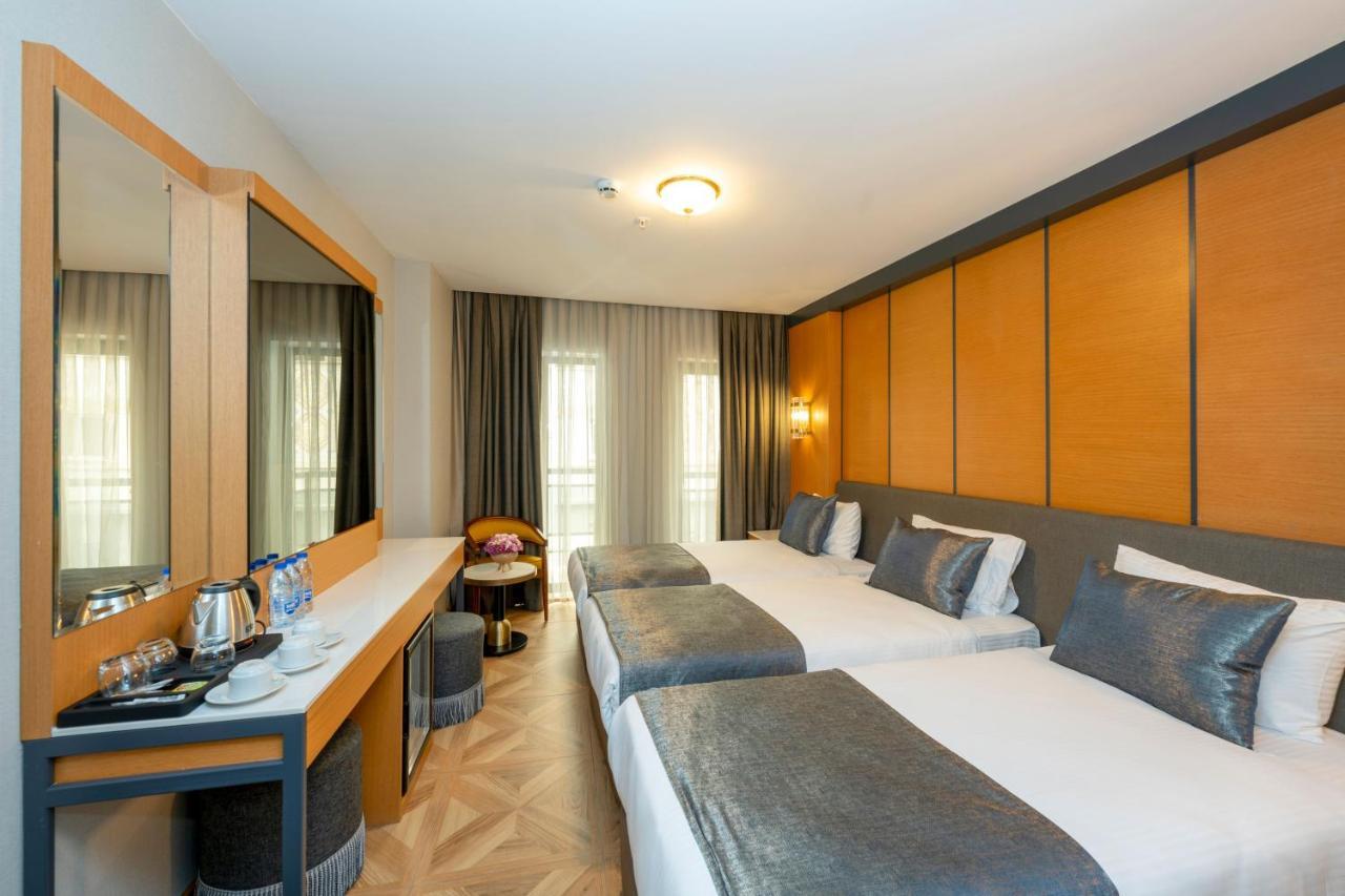 Triple Room Balcony