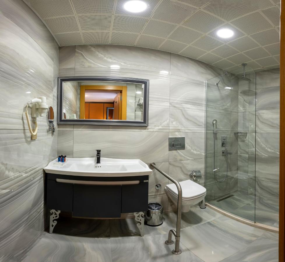 Deluxe Double or Twin Room Balcony