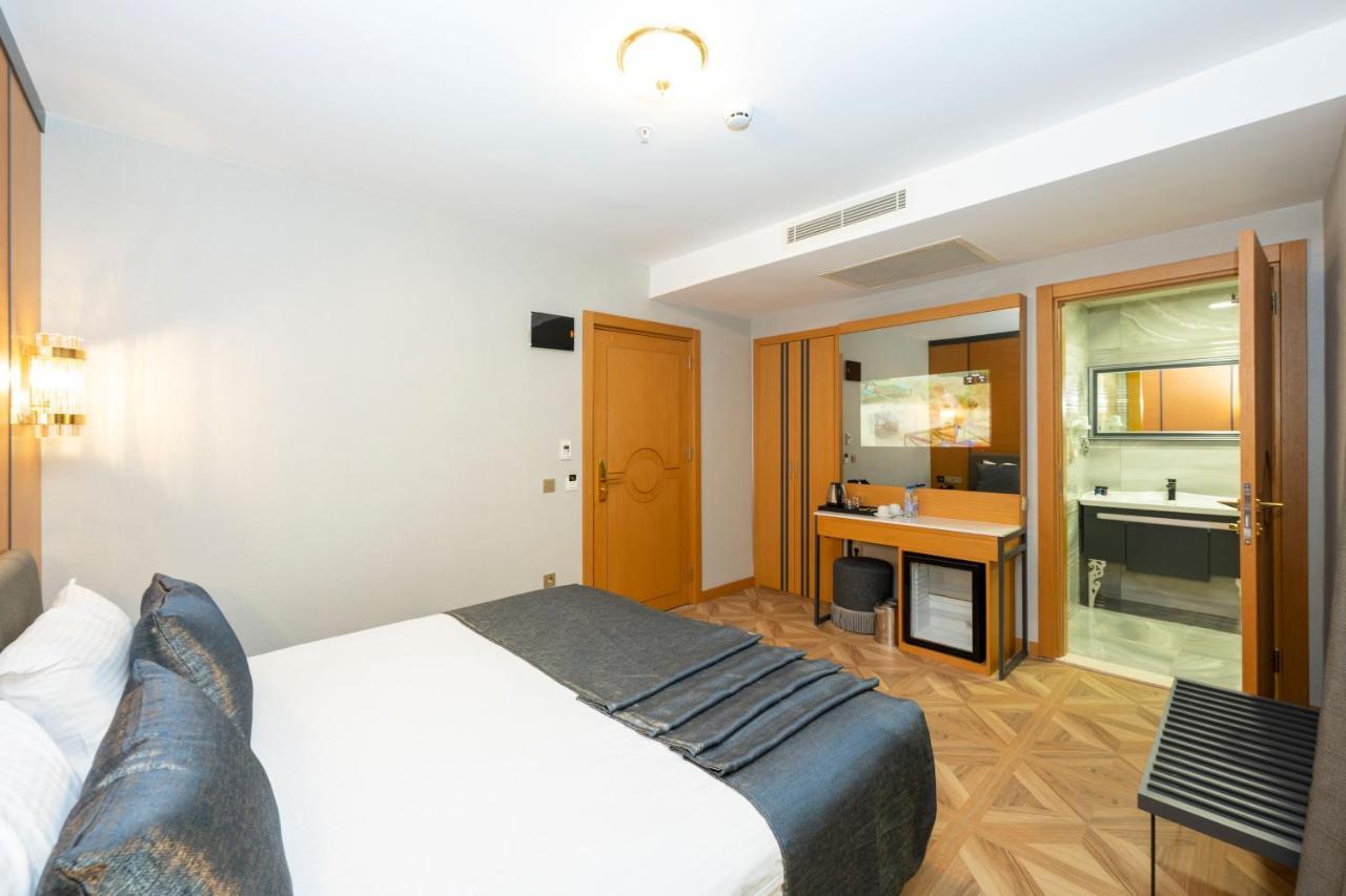 Deluxe Double or Twin Room Balcony